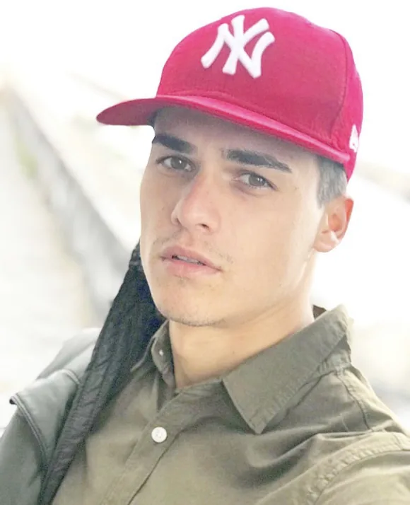 Simone M.