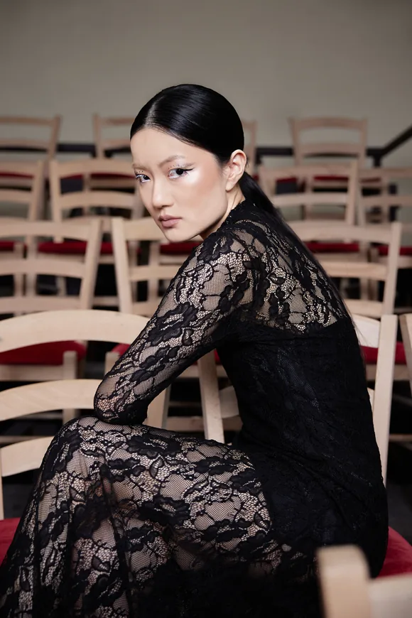Rouxuan S.