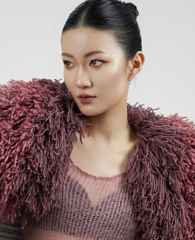 Rouxuan S.