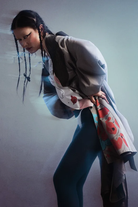 Rouxuan S.