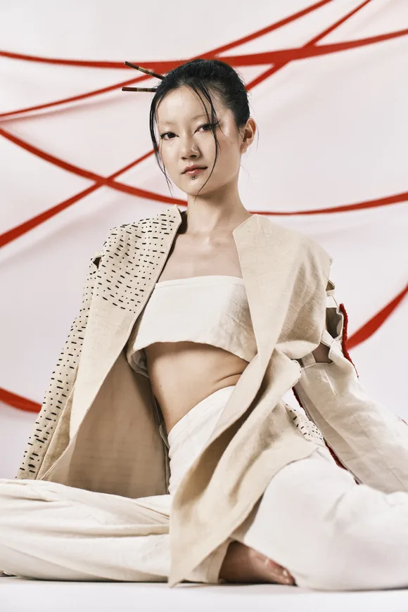 Rouxuan S.